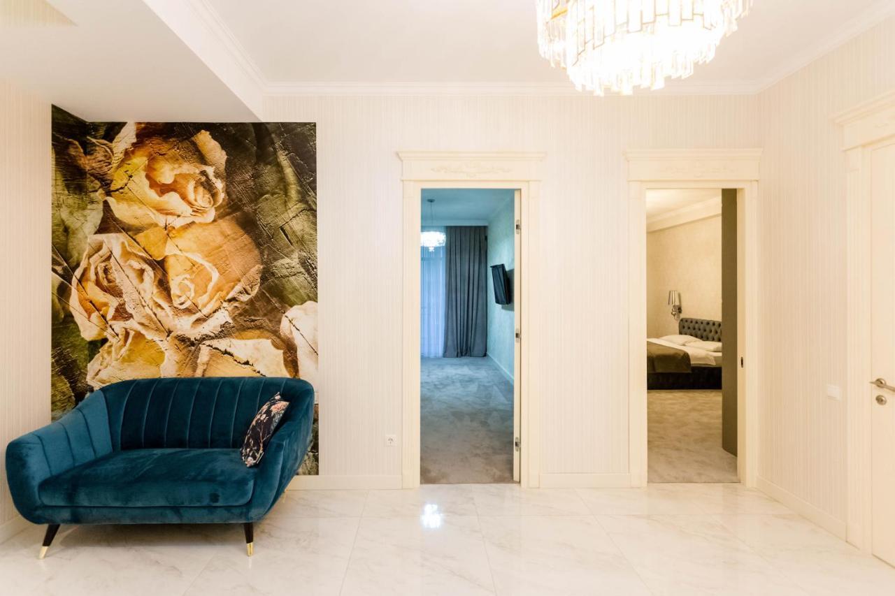 The Grand Apartment Tbilisi Exterior photo